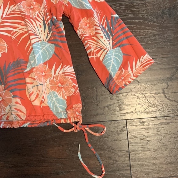 Rachel Zoe Floral Print Blouse, sz Medium. - Picture 3 of 8